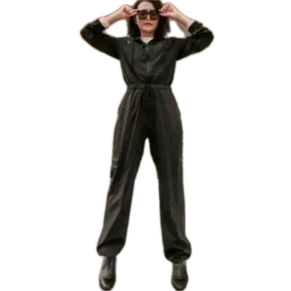 BioRomper Travel Jumpsuit Black Hooded Unisex Antimicrobial Aviator S Streetwear - Picture 1 of 11